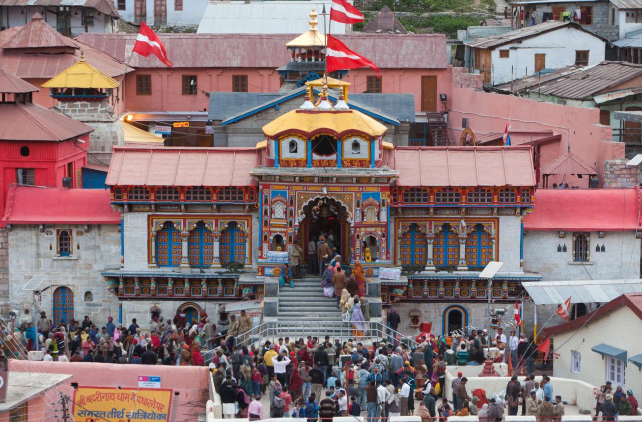 Badrinath Temple – History, Darshan, Architecture, and Complete Travel Guide