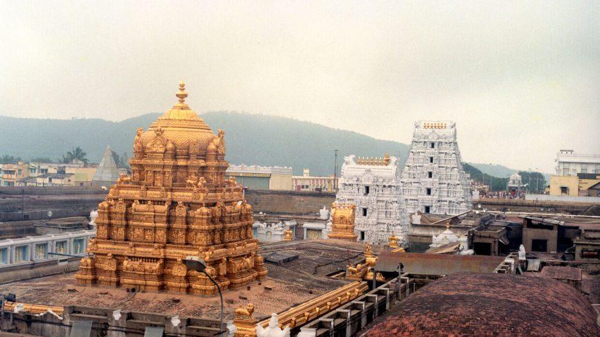 Tirupati Balaji Temple – History, Darshan, Architecture, and Complete Travel Guide